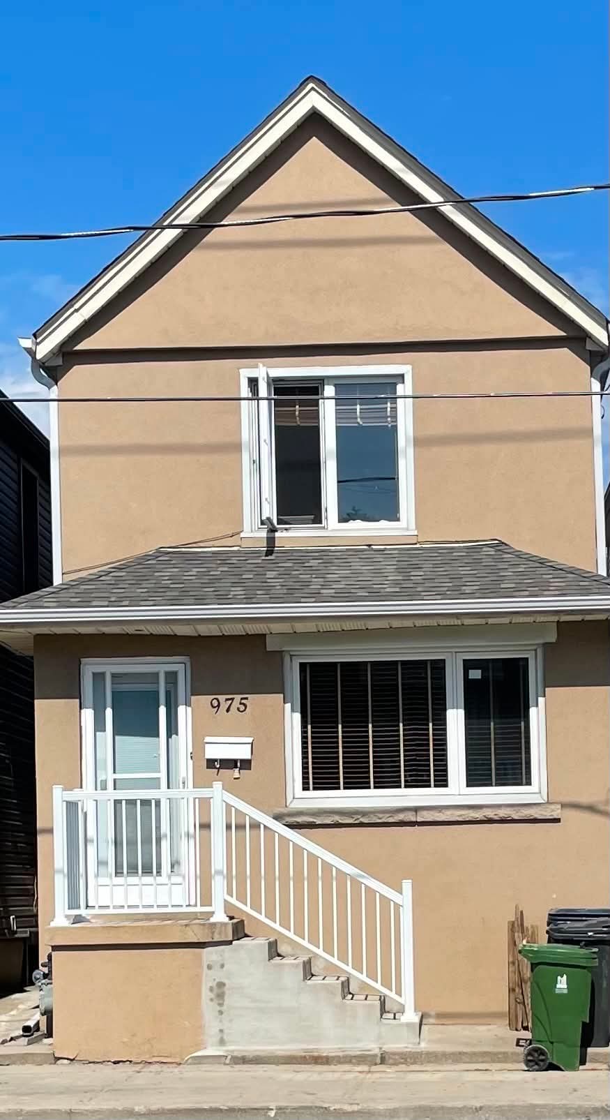 Student room rental